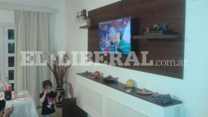 Asiacute alentaron familiares y amigos a Solana y Lautaro