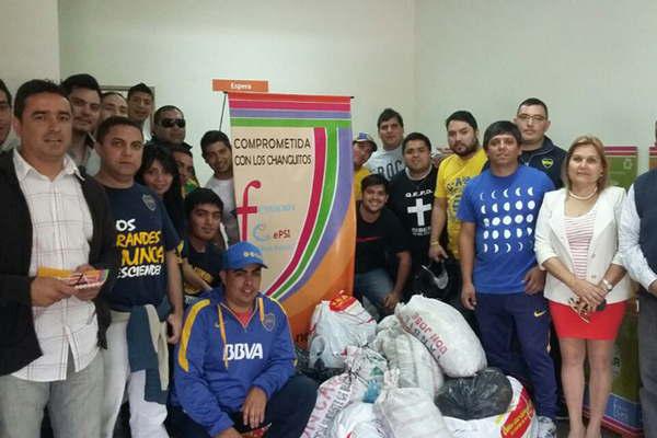 La pentildea de Boca donoacute tapitas a Fundacioacuten