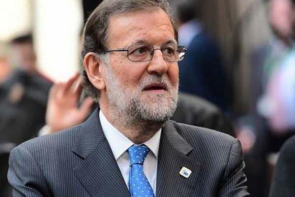 El PSOE tiende una mano a Mariano Rajoy 