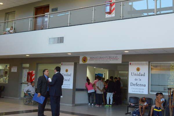 La concubina del pintor engantildeado se presentoacute ante la fiscal y defendioacute a su pareja