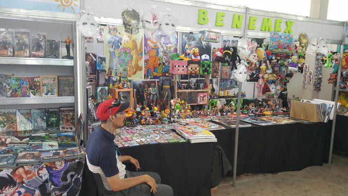 La Feria del Libro uno de los atractivos de este saacutebado