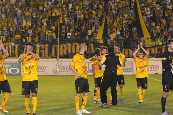 Mitre recuperoacute la sonrisa en el 8 de Abril