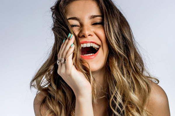 Sofiacutea Reyes trae su Mueacutevelo a la Argentina