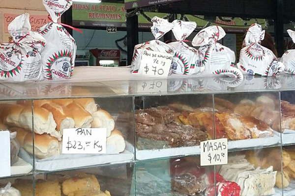 El pan dulce comenzoacute a aparecer en las panaderiacuteas y este antildeo el kilogramo cuesta desde 100