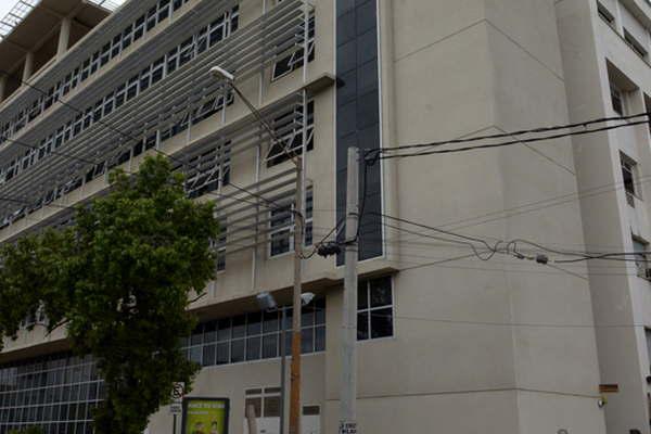 Lo juzgan por degollar a ex pareja el Diacutea del Padre