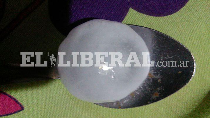 El granizo sorprendioacute en la madrugada a los vecinos de Colonia Dora