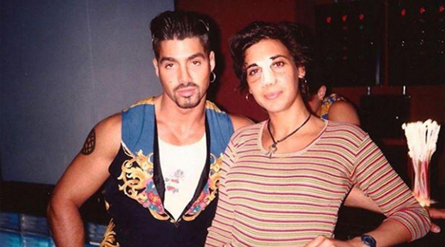 Revolucioacuten en Facebook- comparten fotos ineacuteditas de Ricardo Fort