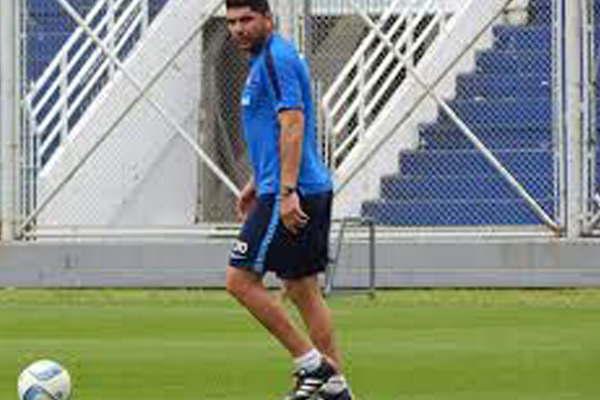 Ortigoza mejoroacute y jugaraacute ante Palestino  