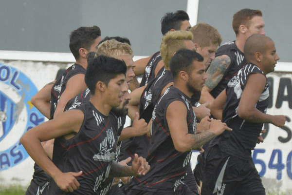 El plantel arrancoacute la semana pensando en el Bicho