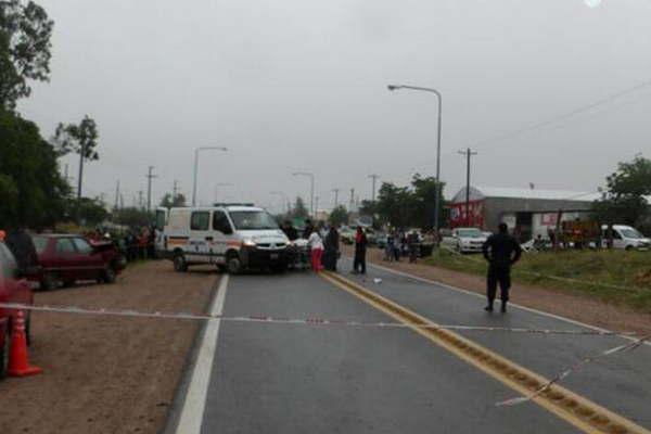 Docente fallecioacute en el acto tras protagonizar un choque frontal con su auto