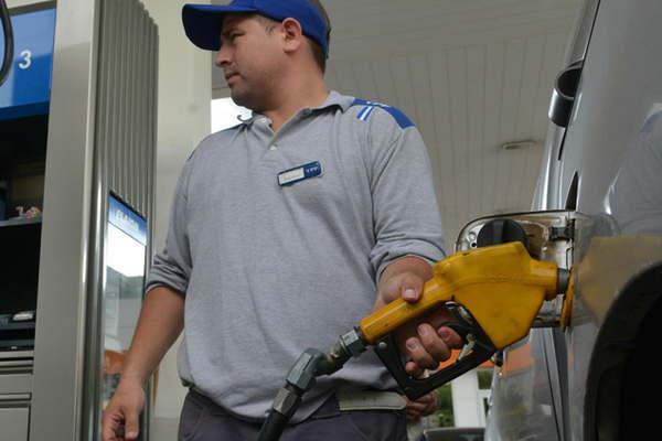 Indican caiacuteda en las ventas y que los expendedores no pagaraacuten bono