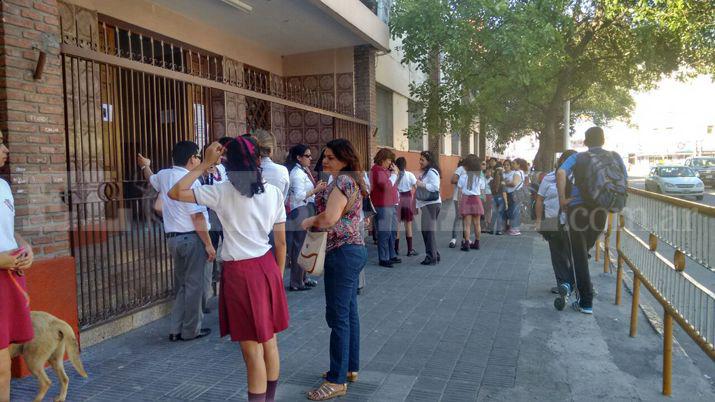 La comunidad educativa de las Franciscanas despidioacute a Gonzy