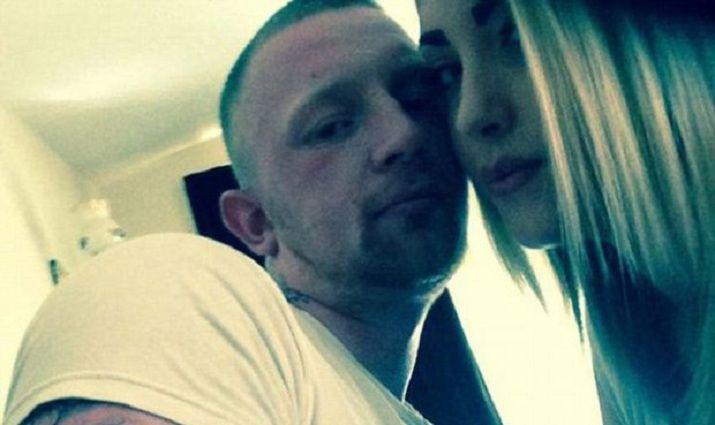 Tatuoacute su nombre en la cara de su novia para ahuyentar a otros hombres