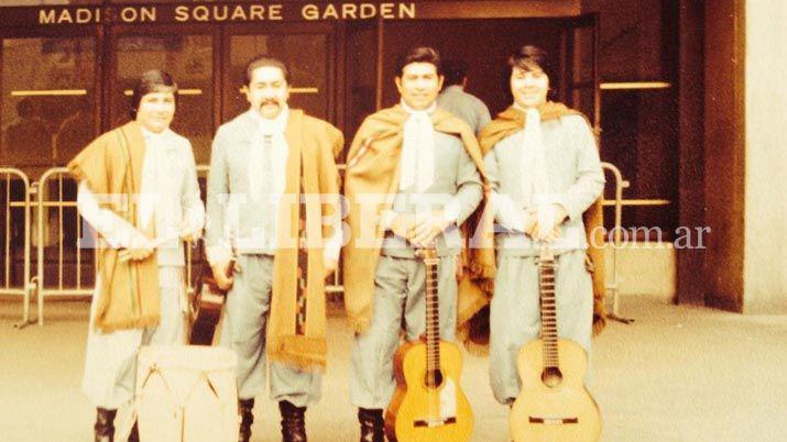 Memorable- Las mejores fotos de Los Manseros con Leocadio Torres