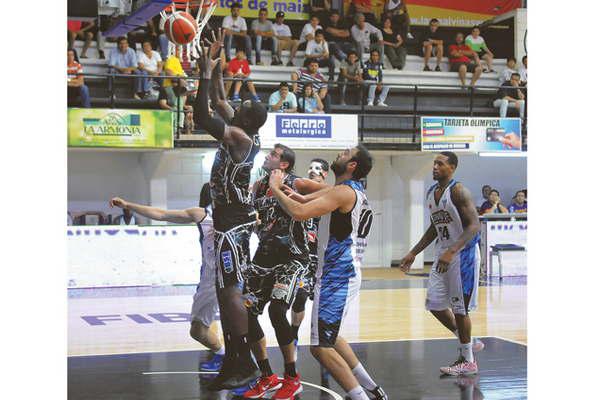 Ganoacute por paliza en el Vicente Rosales 