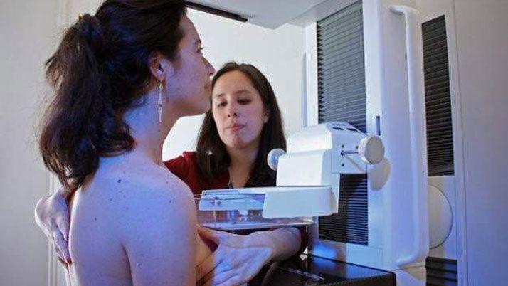 Cada vez maacutes mujeres se realizan mamografiacuteas