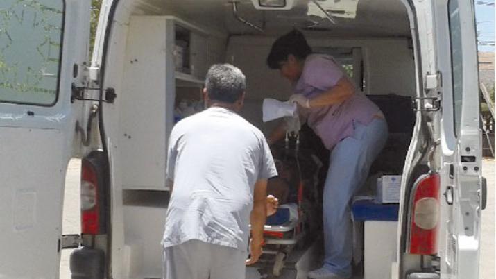 Albantildeil lesionado tras caer sobre un balde en plena construccioacuten