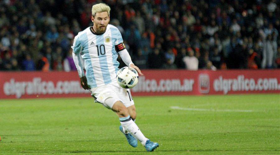 Argentina se aleja un poco maacutes del Mundial