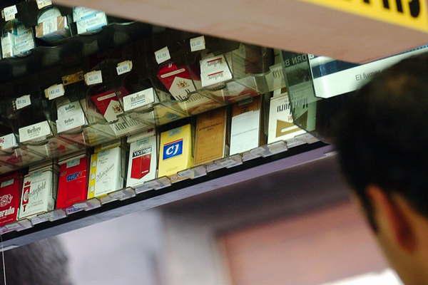 Massalin aumentoacute el precio de los cigarrillos un 5-en-porciento-