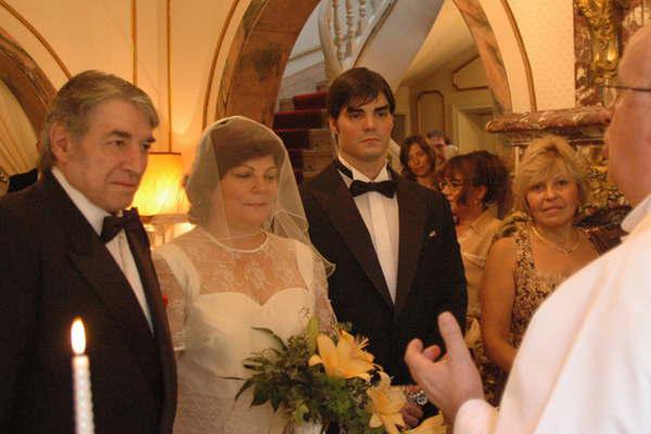 Homenajearaacuten a Sandro en Las Termas