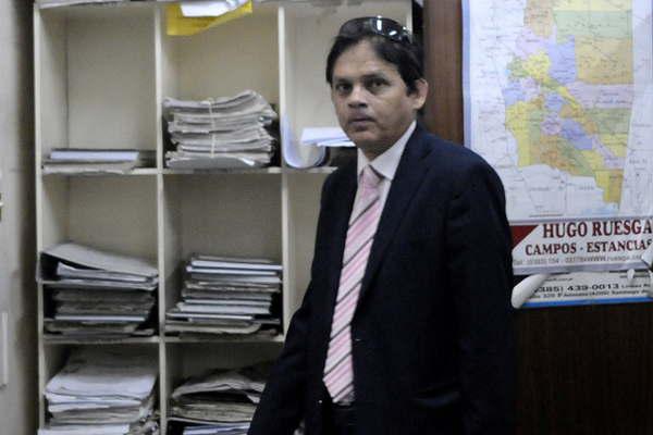 La ex y la actual pareja de Moreno se habriacutean negado a cubrir la fianza de 3 millones