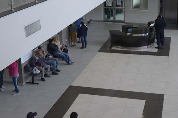 Antes de cumplir la pena por abuso violoacute a una joven que iba al trabajo