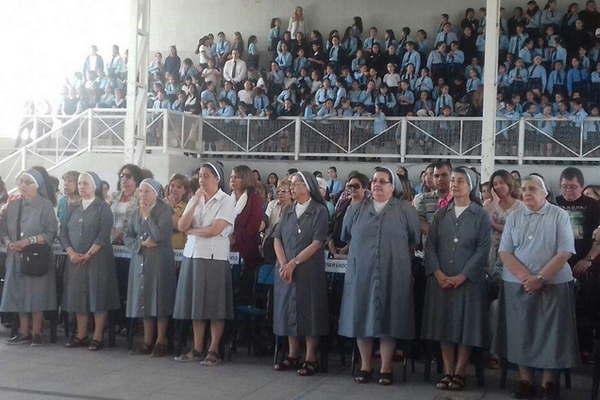 El Colegio Beleacuten celebroacute sus 130 antildeos de vida institucional 