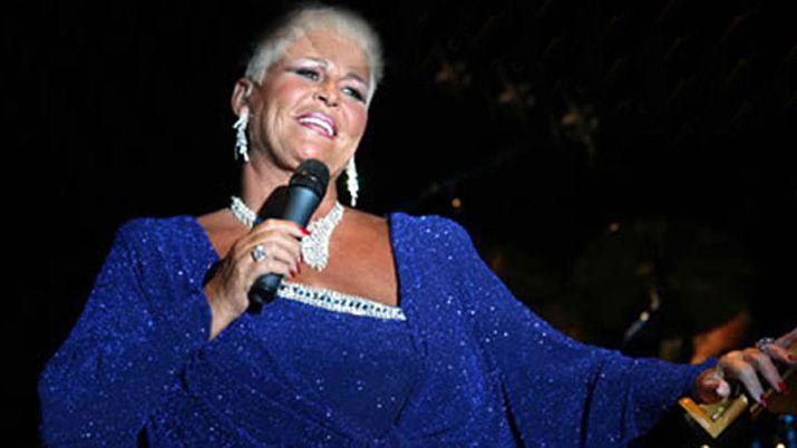 Mariacutea Martha Serra Lima dijo que los gays deben ocultarse y armoacute un escaacutendalo