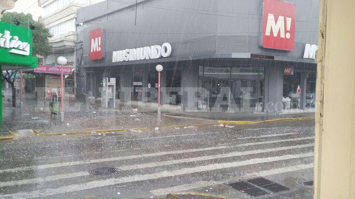 Lectores de EL LIBERAL enviaron fotos y videos de la tormenta