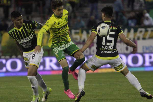 Aldosivi y Defensa sumaron para la tabla del descenso