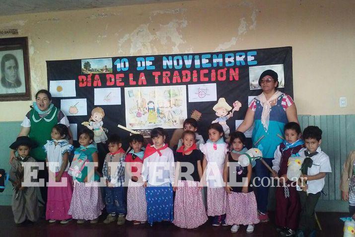 Los alumnos rindieron su homenaje a la Tradición Foto Corresponsalía