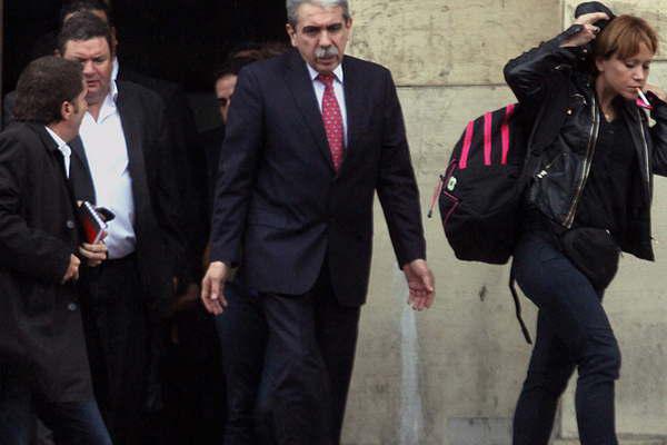 Elevan a juicio la causa Qunita en la que estaacuten procesados Aniacutebal Fernaacutendez y Gollaacuten