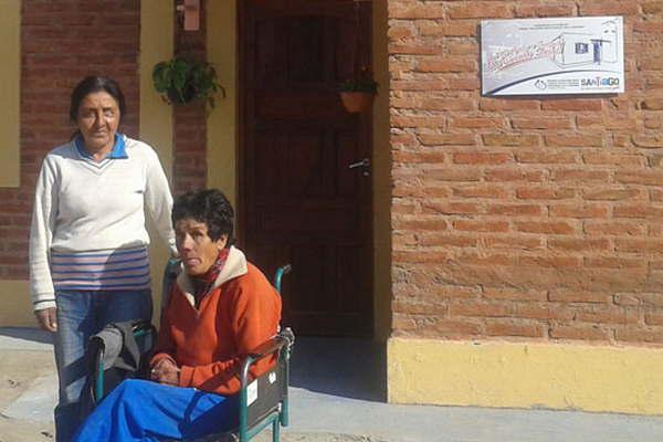 Concretan nueva entrega de viviendas  sociales en Villa Riacuteo Hondo y Acoj Pozo
