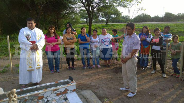 Se dejoacute bendecido el monolito de Marito Salto