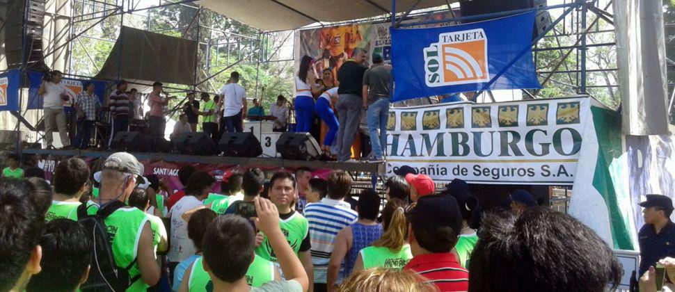 Imaacutegenes de una jornada inolvidable para los santiaguentildeos