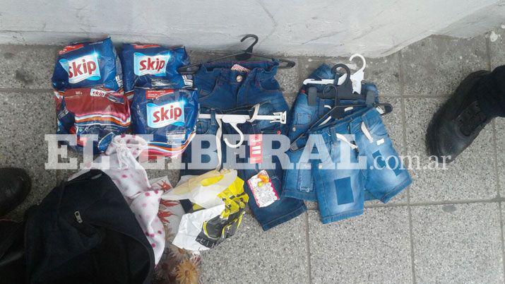 Cuatro mecheras fueron detenidas en pleno centro santiaguentildeo