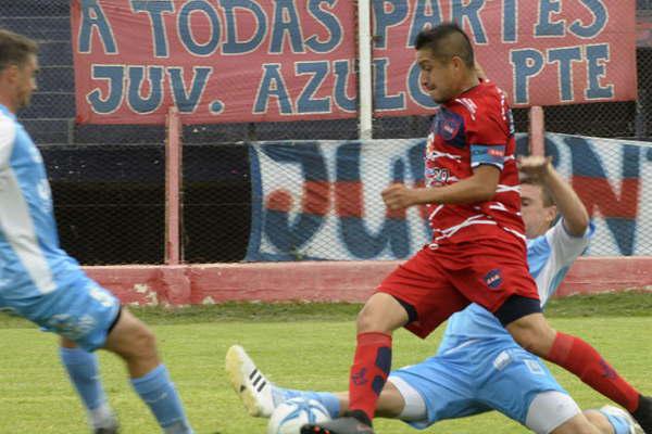 Sacoacute una miacutenima ventaja en la Isla 