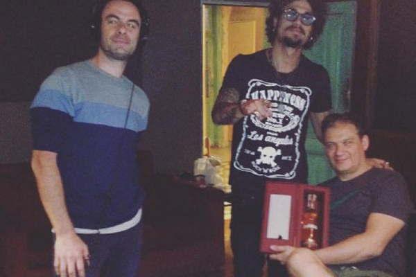 Daniel Osvaldo se volcoacute por completo a la muacutesica y prepara su primer disco 