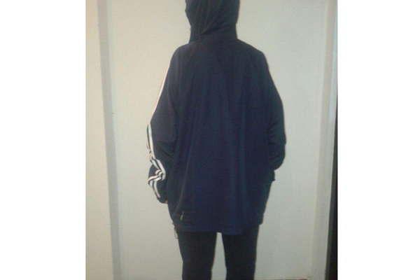 Aprovechoacute un descuido y roboacute una billetera con 2700