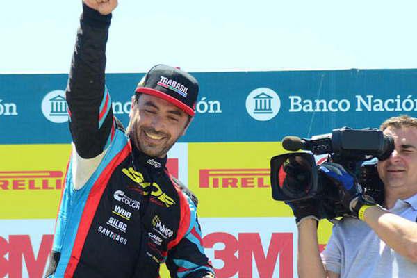 Altuna dio caacutetedra en Paranaacute 