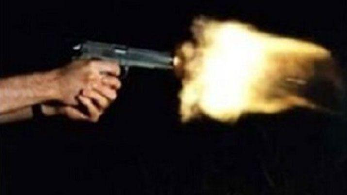 Disparan contra un moacutevil de la Policiacutea de Traacutensito