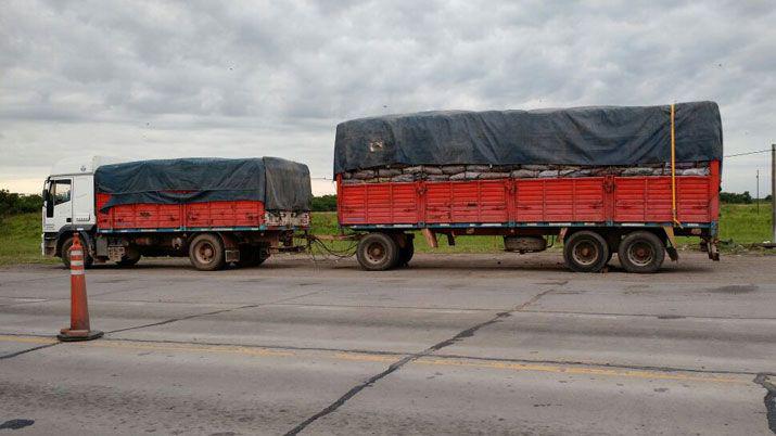 Incautan 20 toneladas de carboacuten sobre ruta 34