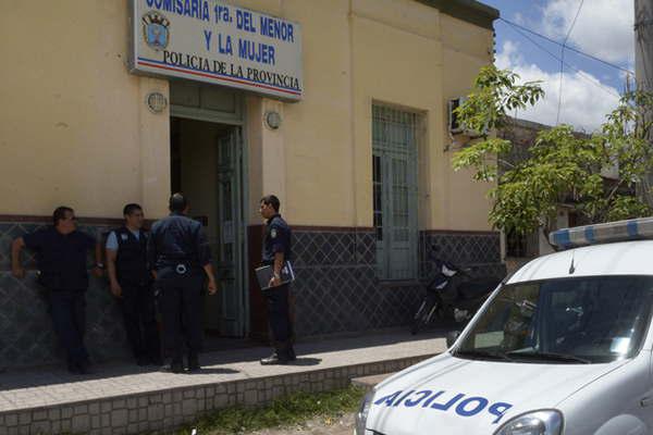 Nena de 8 antildeos confesoacute a una docente que fue brutalmente golpeada por su madre