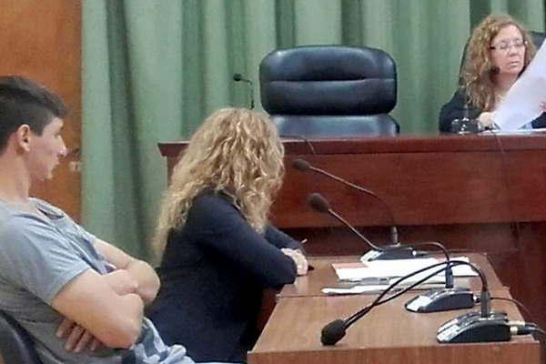 Insultoacute a la ex en cuenta de Facebook de su prima