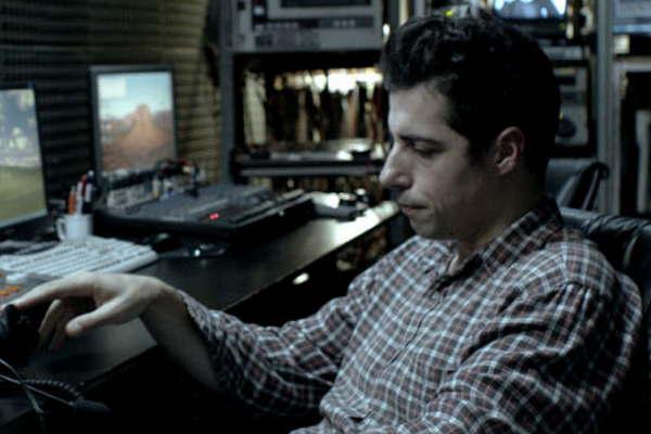 Esteban Lamothe Awada y Wexler estrenan Amateur 