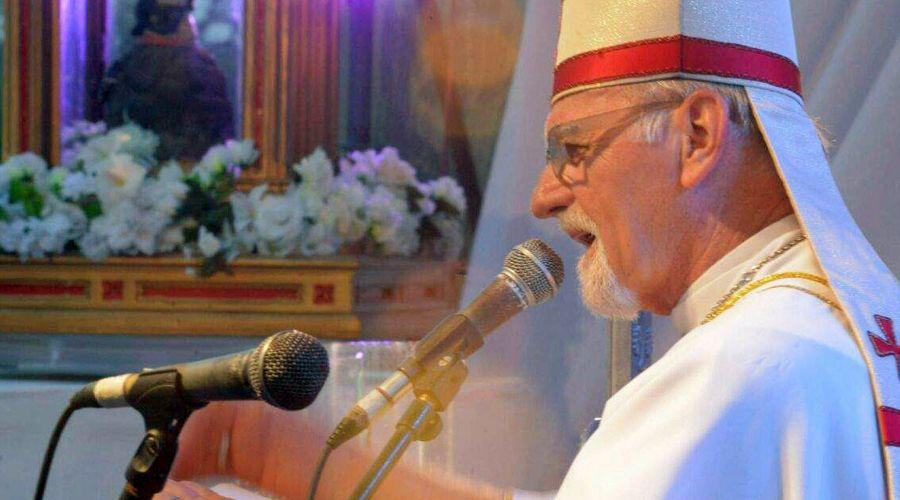 Seamos misericordiosos porque en nuestra patria tambieacuten hay hambre de paz y de justicia