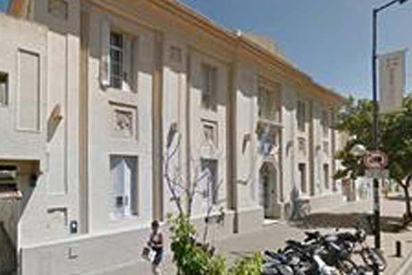 La Plata- detuvieron a policiacuteas investigados por pedido de coimas