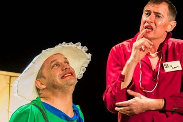 La sala Adatise celebra sus ocho antildeos a puro teatro  