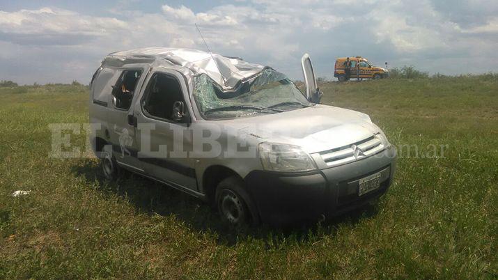 Su camioneta mordioacute la banquina y volcoacute en Ruta 34