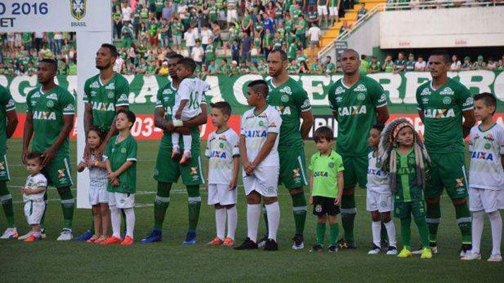 Futbolistas de todo el mundo conmovidos por la tragedia del Chapecoense